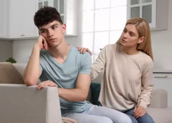 Hangi Konularda Ergenlik Dönemi Terapisine Gidilir?