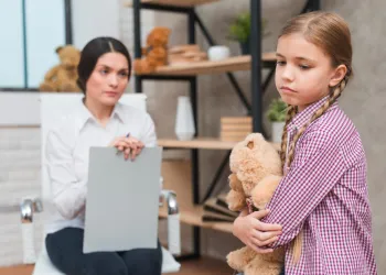 Çocuklarda Davranış Bozukluğu Tedavisi: Aile Rehberi