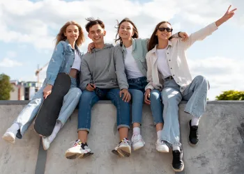 Ergenlik Döneminde Yaşanan En Büyük Problem Nedir?