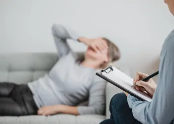 Kişisel Terapi Ne Demek? (Kendinize Yatırım Yapmanın En Anlamlı Yolu)