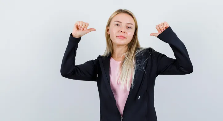 Aşırı Özgüven Sendromu Nedir? Patolojik Narsisizm ve Hubris Çizgisi