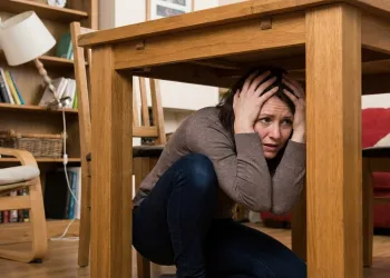 Deprem Korkusu Belirtileri: Bedensel ve Ruhsal Tepkileri Anlamak