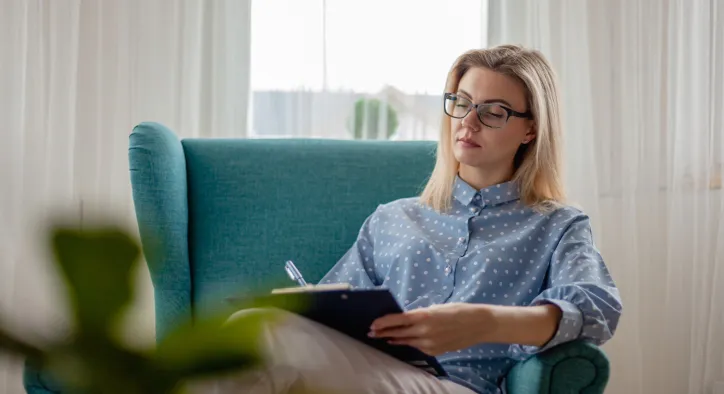 Terapide İlk Seans Nasıl Olmalı? Psikolojik İyileşmenin Temel Adımları