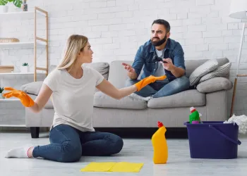 Evde Her Şeyi Düşünen Kişi Olmak: Mental Load Nedir?