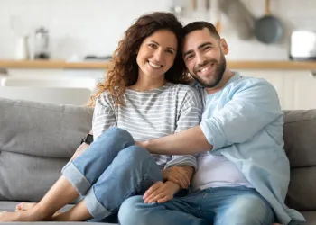 Partnerlerin Her Şeyi Birlikte Yapması Sağlıklı mı?