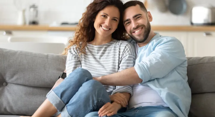 Partnerlerin Her Şeyi Birlikte Yapması Sağlıklı mı?