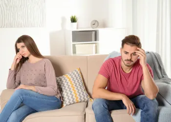 Partnerim Duygularımı Önemsemiyor: Ne Yapmalıyım?