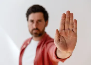 Sınır Koymak Bencillik midir? Sağlıklı Sınırlar Nasıl Kurulur?