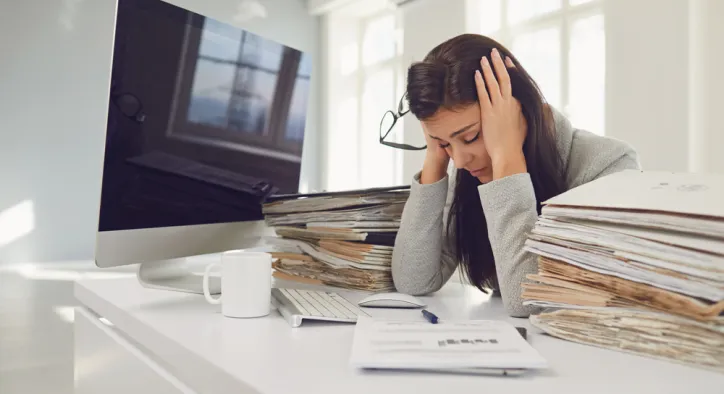 Zihinsel Yük Nedir? “Daha Yapacak Çok Şey Var” Hissi Neden Tüketir?